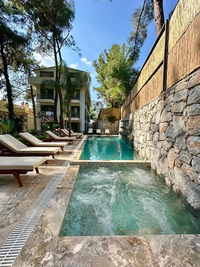 Esmahan Forest And Pool By Zehra Suites Marmaris