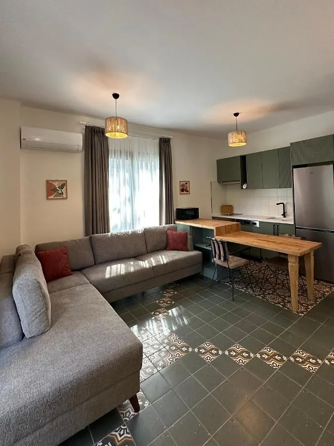 Esmahan Forest And Pool By Zehra Suites Marmaris
